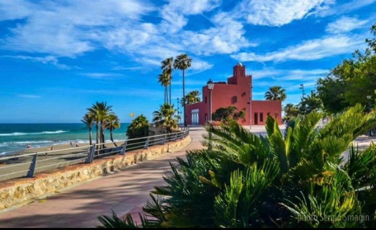 Benalbeach 2bdr Beach100m 5 Pools Gardens Apartment Benalmadena